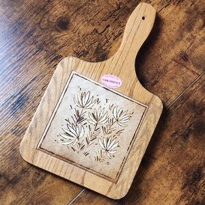 THE DANIELS CO. | Vintage Oak Trivet Wooden Cutting Board With Tile Center